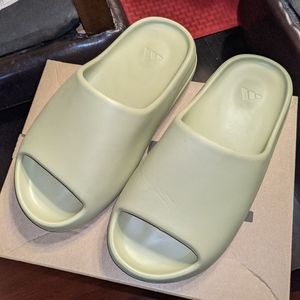 🔥2019 OG YEEZY SLIDES🔥